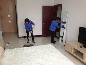 專業清潔服務 從擦玻璃到深度保潔，打造潔凈舒適空間